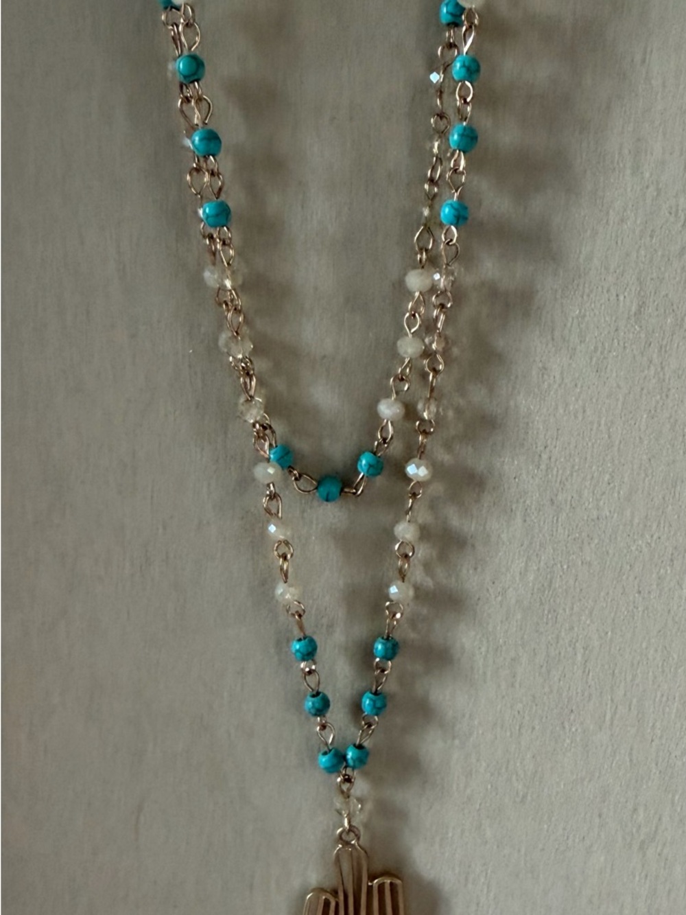 Turquoise Bead Layered Pendant Necklace - Women Jewelry